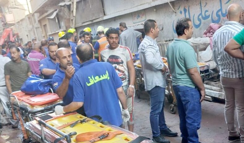 مصر.. 8 قتلى و35 مصاباً جراء حريق ضخم بمصنع ملابس في المحلة الكبرى