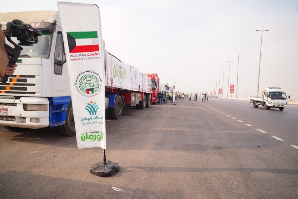 «الكويتي للمشروعات الخيرية» يدشن قافلة مساعدات غذائية إلى غزة