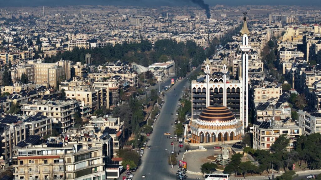 «التلفزيون السوري»: حلب ستشهد أول محاكمة علنية لـ«جرائم النظام السابق»