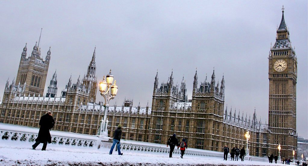 بريطانيا: تطبيق نظام تصريح السفر الإلكتروني ليشمل 85 جنسية