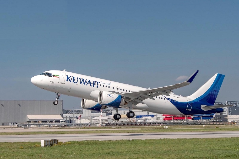 «الكويتية» تعيد جدولة رحلاتها من مطار الكويت وإليه نظرا للأحوال الجوية في البلاد