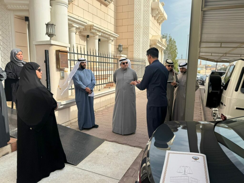 وزير العدل: مصلحة الطفل وراحته النفسية مرتكز أساسي للتطوير المرتقب بمراكز الرؤية