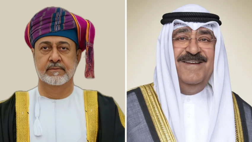 سمو الأمير يهنئ سلطان عمان بذكرى توليه مقاليد الحكم