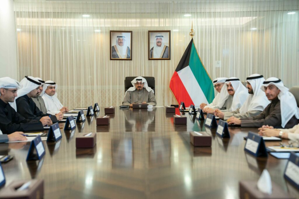 العبدالله يترأس اجتماعاً بشأن ملاحظات ومتطلبات «FATF»: تعزيز التعاون وتنسيق خطط العمل بين جهات الدولة