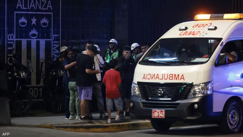 قتيل وجرحى في “كارثة” استاد بيرو