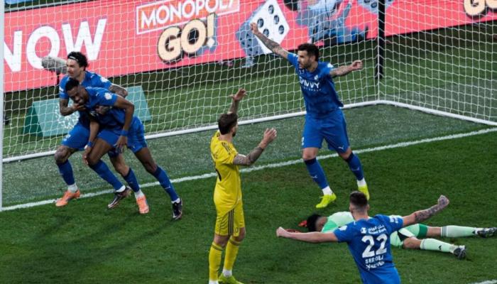 هفوة كارثية.. بينيتو أبكى النصر ورونالدو