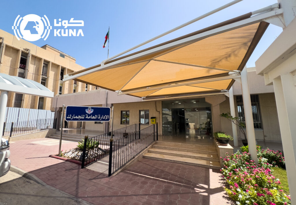 الجمارك: إطلاق آلية التخليص المسبق للشحنات البرية إلكترونيا