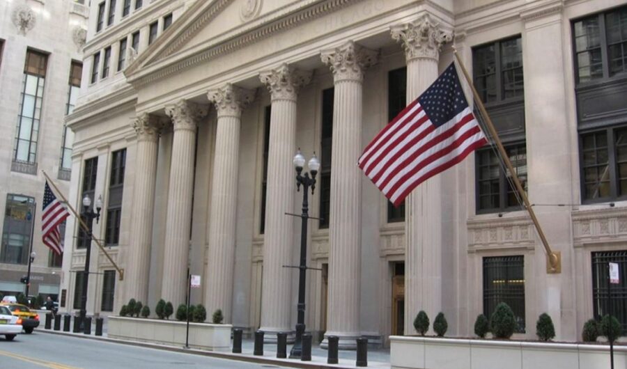 الفيدرالي الأميركي يثبت الفائدة للمرة الخامسة على التوالي عند 3.5% و3.75%