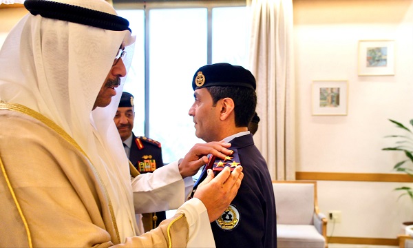 وزير الدفاع يقلّد عدداً من الضباط رتبهم الجديدة