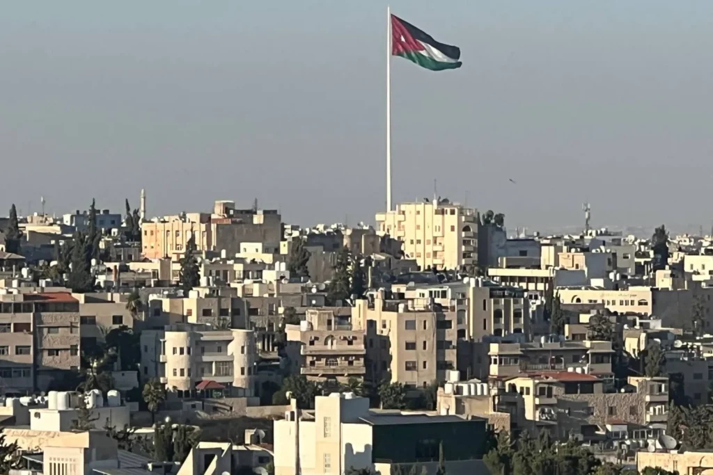 الأردن: اعتراض وإسقاط 8 صواريخ أُطلقت من إيران